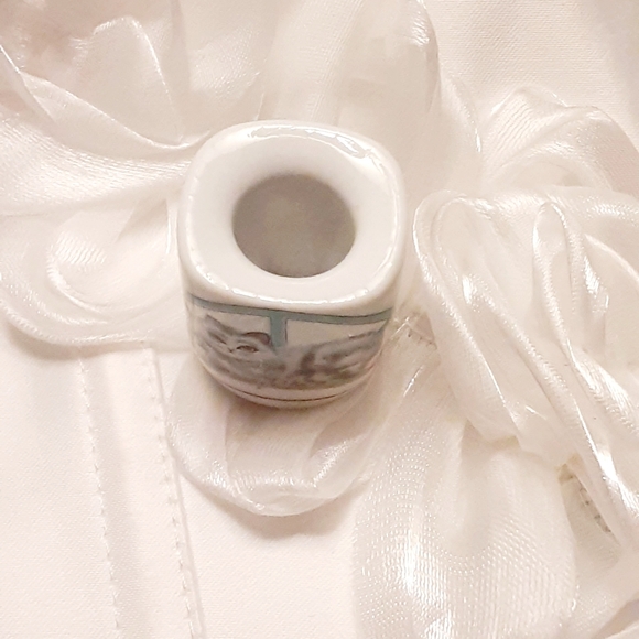 Vintage Cat Design Ceramic Mini Candle Holder - Picture 5 of 7